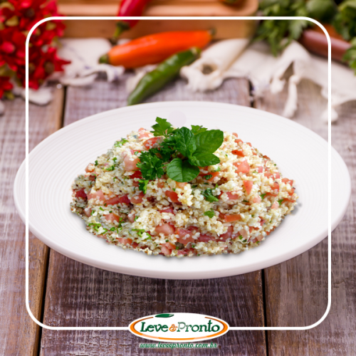 Salada de Quinoa com tomate